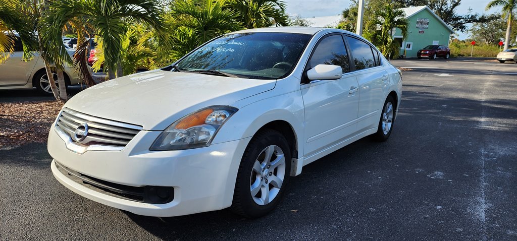2008 Nissan Altima's photo