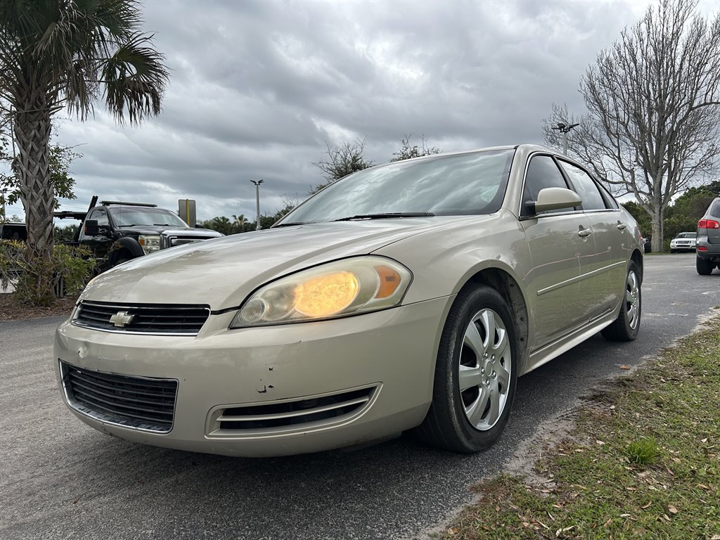 2010 Chevrolet Impala LS's photo