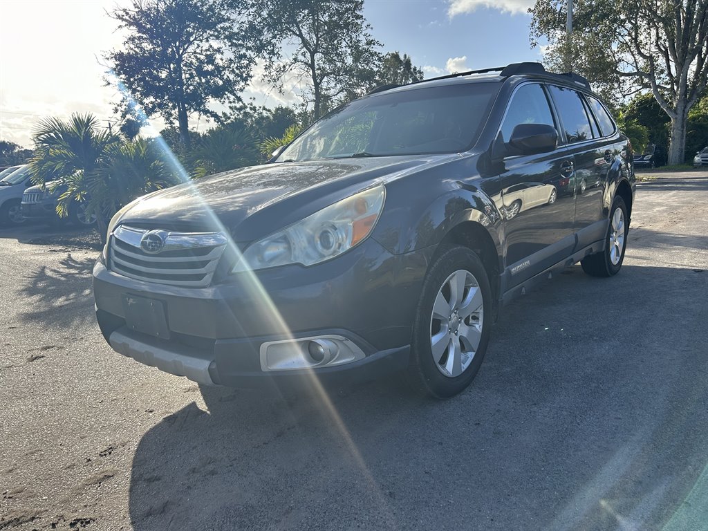 2011 Subaru Outback I Premium's photo