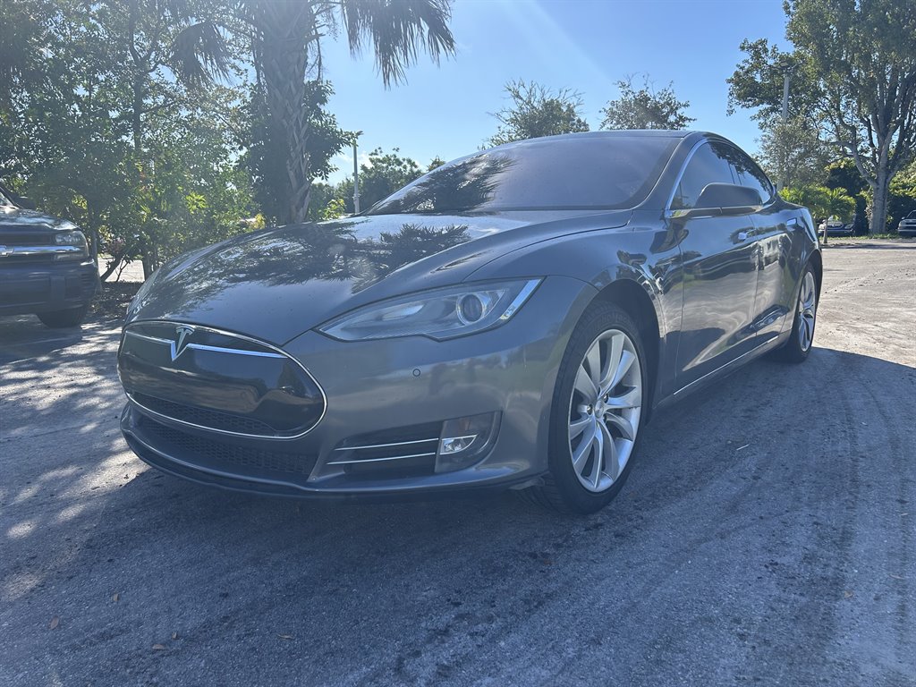 2013 Tesla Model S S's photo